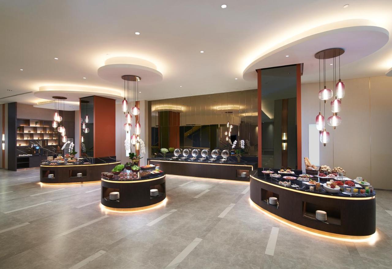 Amari Watergate - Sha Extra Certified Hotel